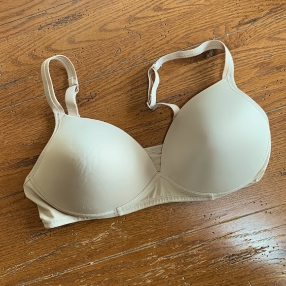 Warner's Women's Blissful Benefits Wireless Lift T-Shirt Bra Tan Nude Size 38C - Picture 8 of 9